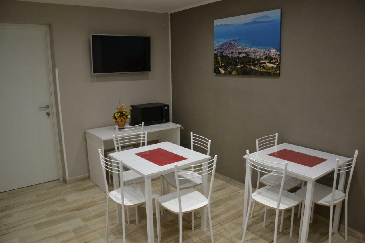 B&B Stella Maris Trapani Centro Bagian luar foto